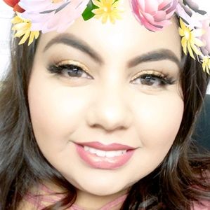 Meet your Posher, Ariana